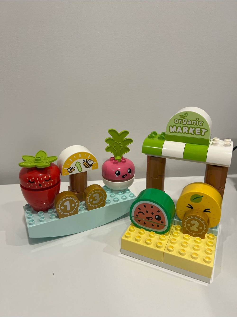 LEGO DUPLO Organic Market - money, vegetables, fruits, scale - toddler toy 10983